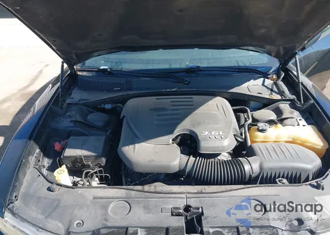 2014 Dodge Charger Sxt Plus z USA, uszkodzony, nr VIN 2C3CDXJG2EH159664